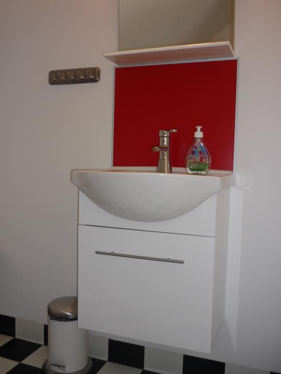 Bla Flagg Apartamento Köpingsvik Quarto foto