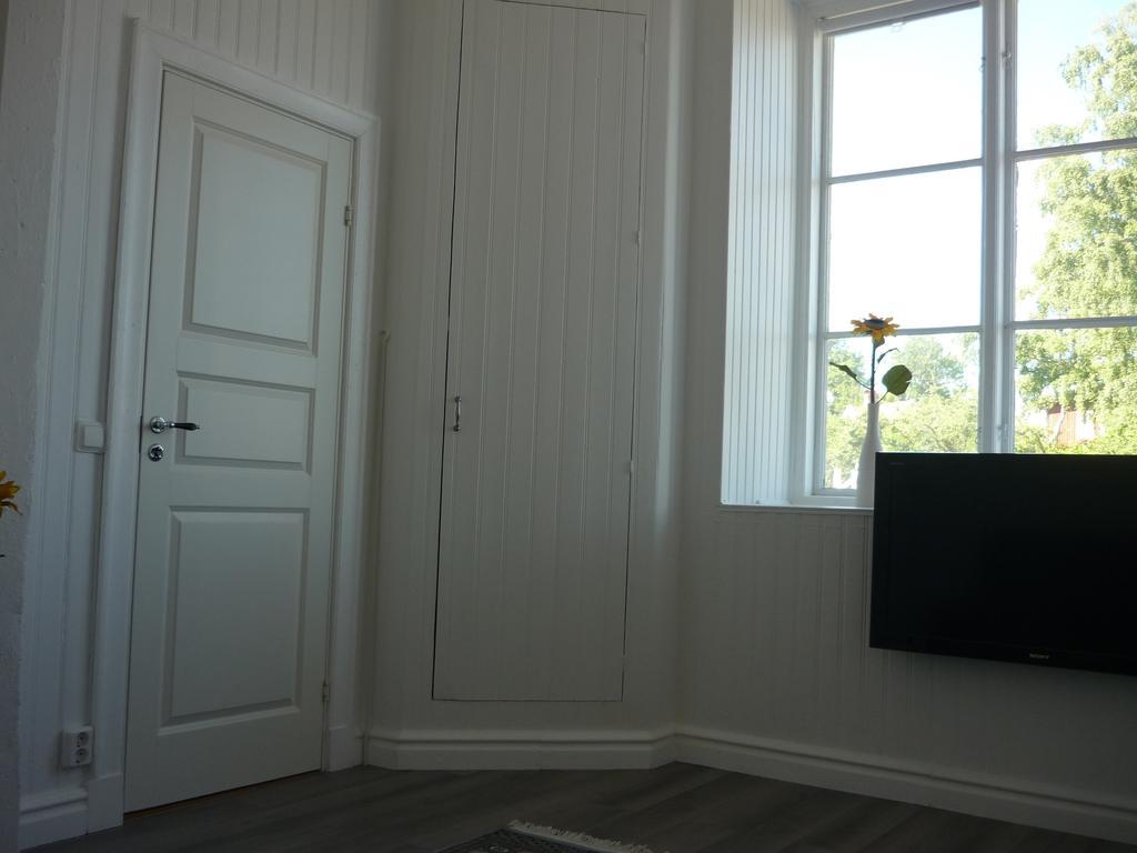 Bla Flagg Apartamento Köpingsvik Quarto foto